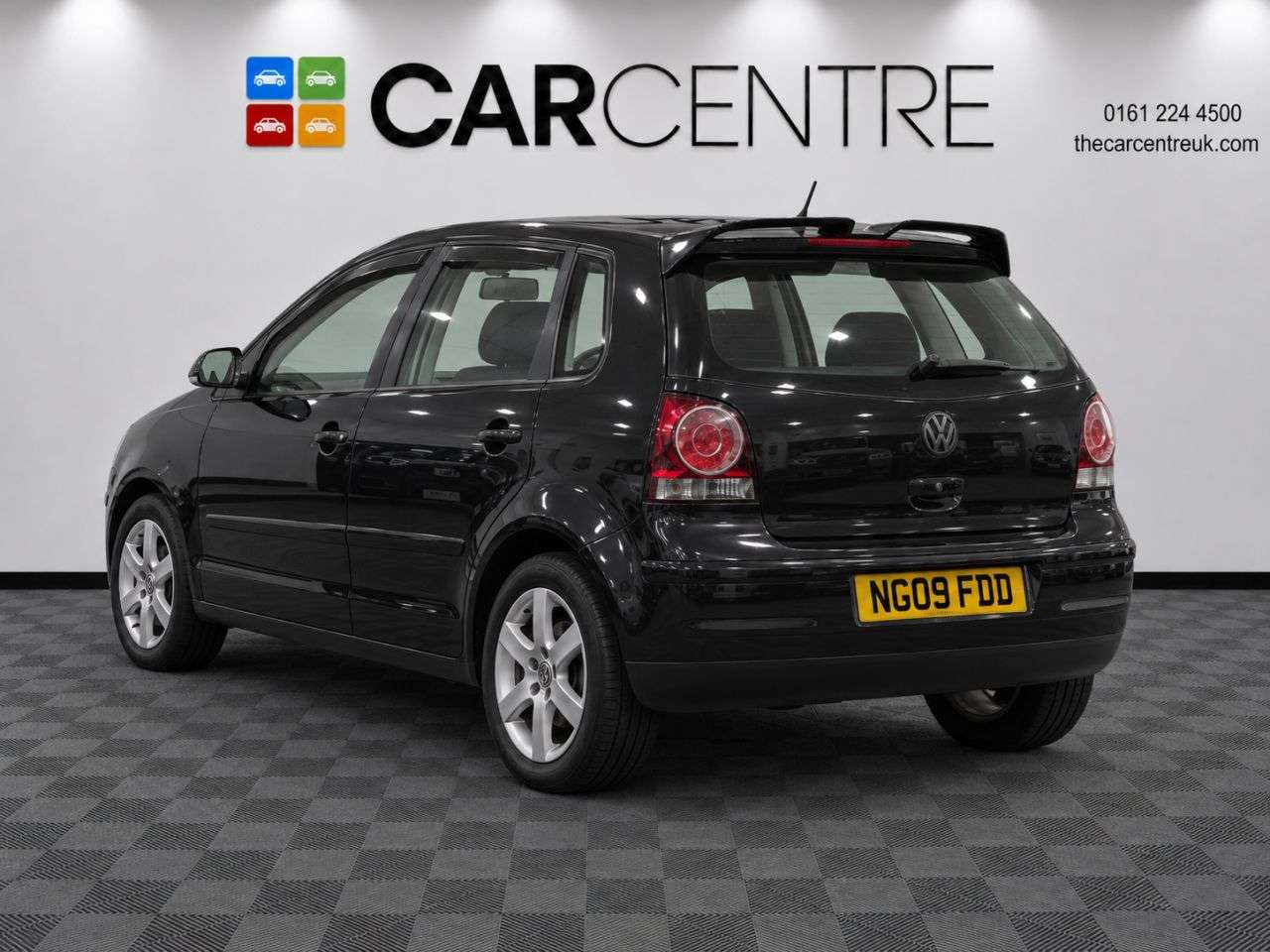 A 2009 VOLKSWAGEN POLO 1.2 Match Hatchback 5dr Petrol Manual (138 g/km, 60 bhp) A 2009 VOLKSWAGEN POLO 1.2 Match Hatchback 5dr Petrol Manual (138 g/km, 60 bhp)