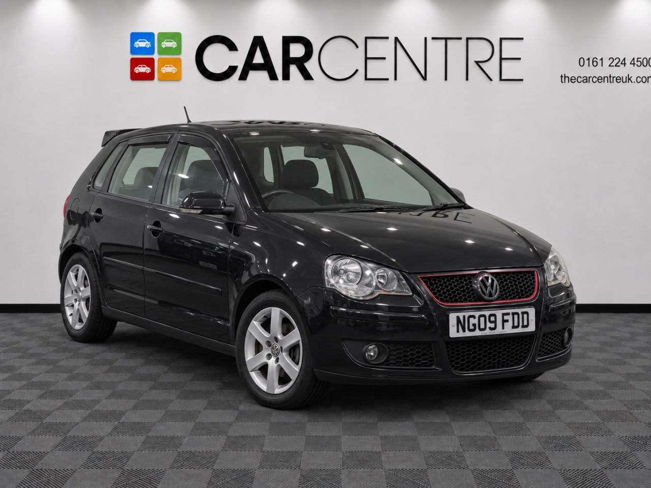 A 2009 VOLKSWAGEN POLO 1.2 Match Hatchback 5dr Petrol Manual (138 g/km, 60 bhp) A 2009 VOLKSWAGEN POLO 1.2 Match Hatchback 5dr Petrol Manual (138 g/km, 60 bhp)