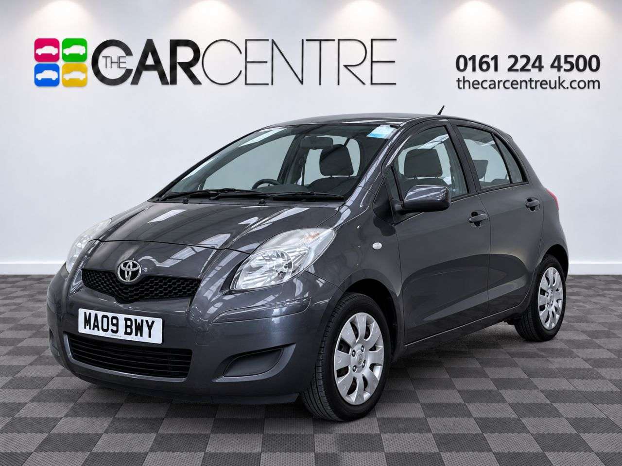 A 2009 TOYOTA YARIS 1.0 VVT-i TR Hatchback 5dr Petrol Manual (127 g/km, 67 bhp) A 2009 TOYOTA YARIS 1.0 VVT-i TR Hatchback 5dr Petrol Manual (127 g/km, 67 bhp)