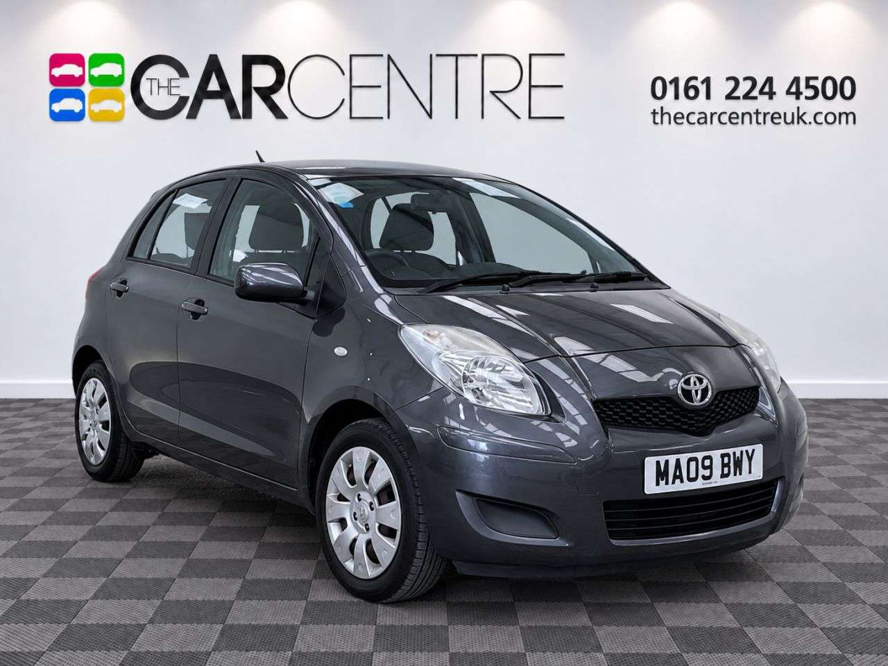 A 2009 TOYOTA YARIS 1.0 VVT-i TR Hatchback 5dr Petrol Manual (127 g/km, 67 bhp) A 2009 TOYOTA YARIS 1.0 VVT-i TR Hatchback 5dr Petrol Manual (127 g/km, 67 bhp)