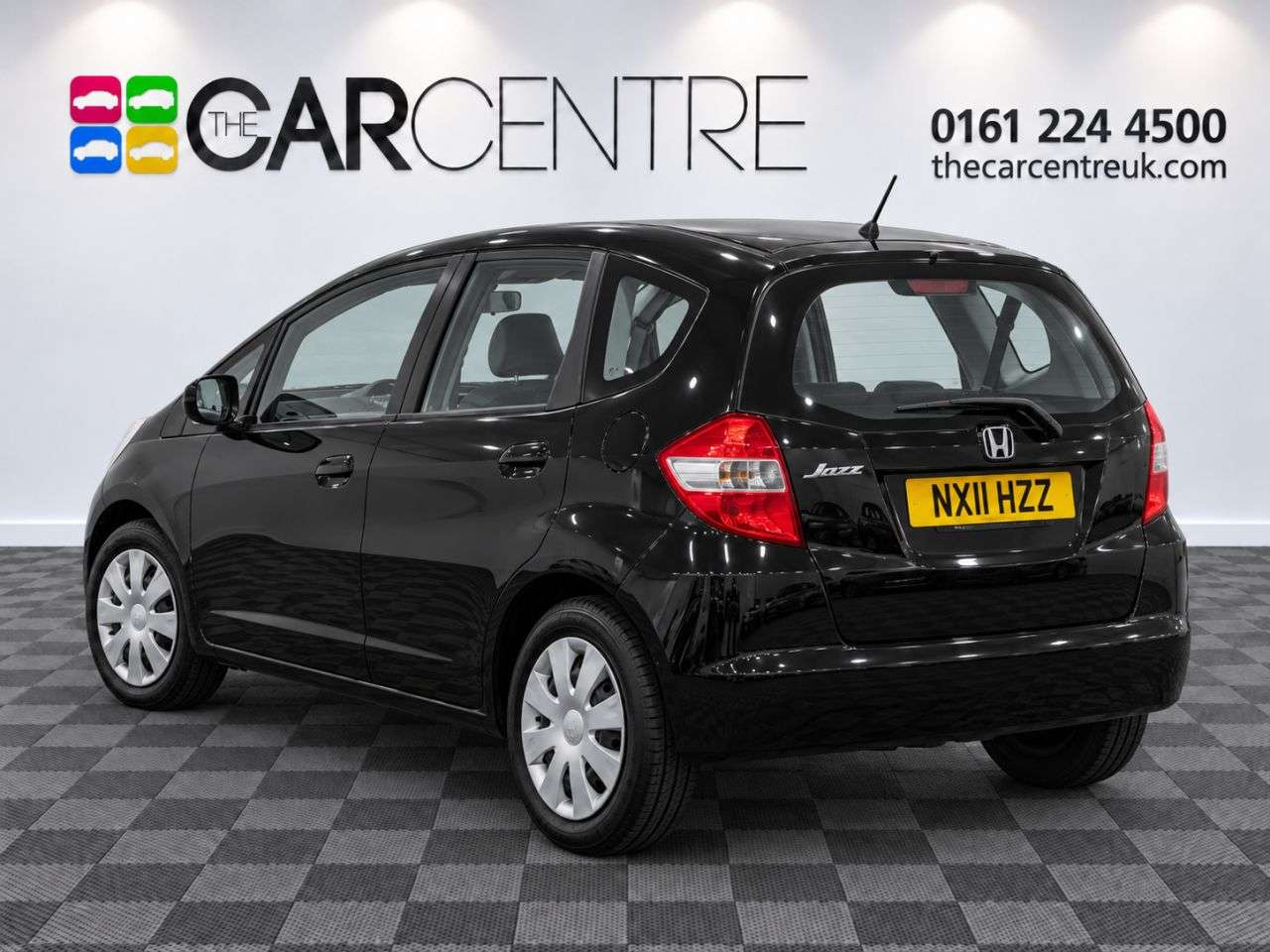 A 2011 HONDA JAZZ 1.2 i-VTEC S Hatchback 5dr Petrol Manual Euro 5 (90 ps) A 2011 HONDA JAZZ 1.2 i-VTEC S Hatchback 5dr Petrol Manual Euro 5 (90 ps)