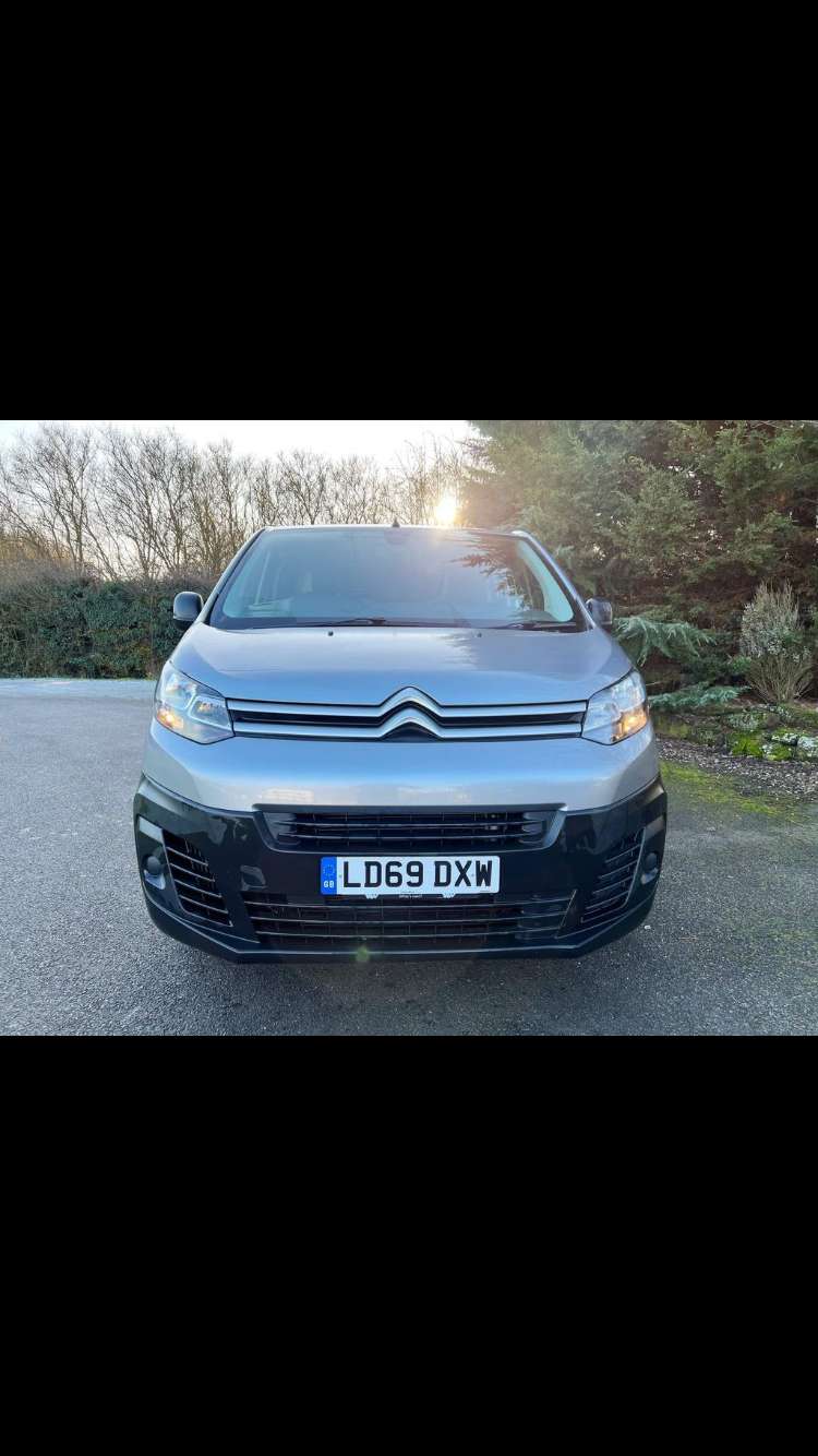 A 2019 PEUGEOT EXPERT BLUE HDI PROFESSIONAL STANDARD A 2019 PEUGEOT EXPERT BLUE HDI PROFESSIONAL STANDARD