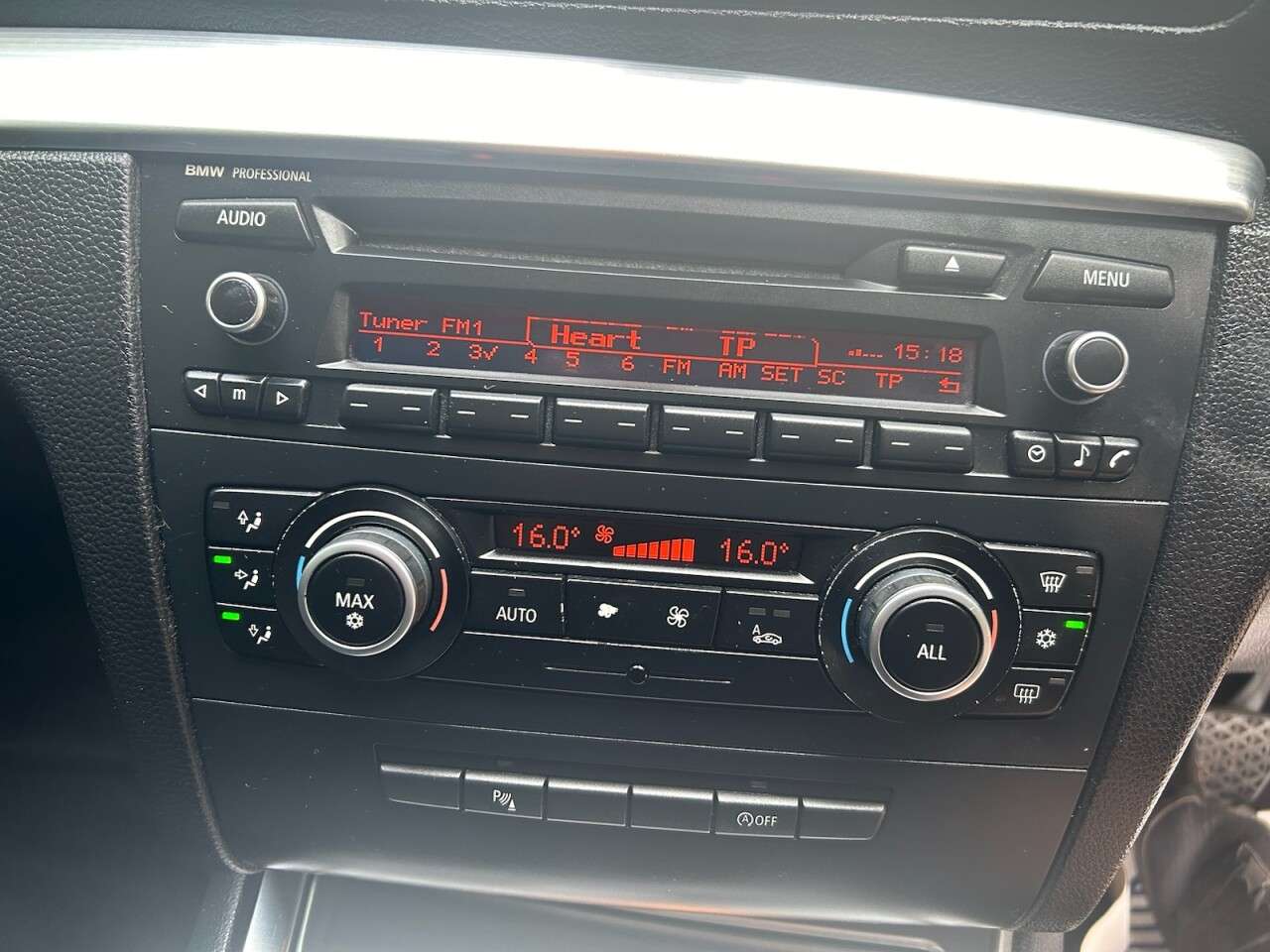 2011 BMW 1 SERIES 2011 BMW 1 SERIES