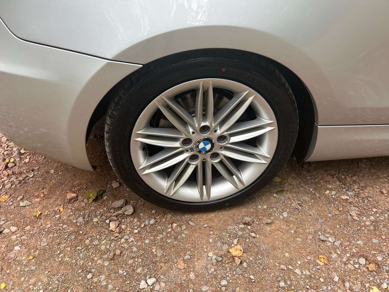 2011 BMW 1 SERIES 2011 BMW 1 SERIES