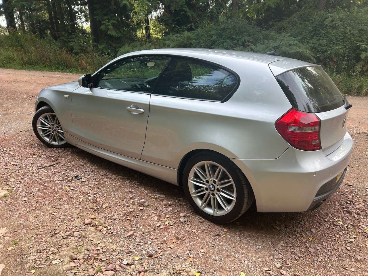 2011 BMW 1 SERIES 2011 BMW 1 SERIES