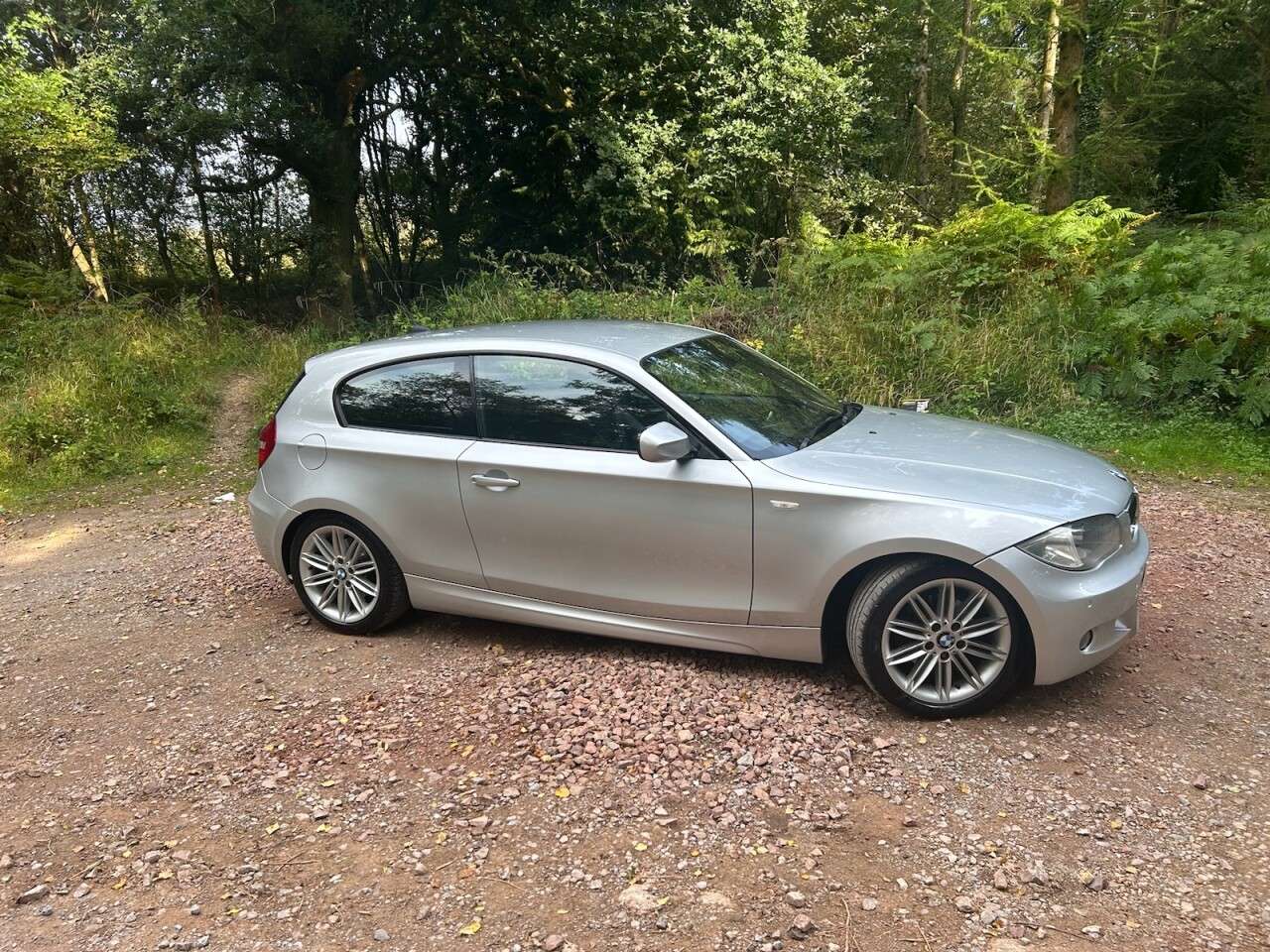 2011 BMW 1 SERIES 2011 BMW 1 SERIES