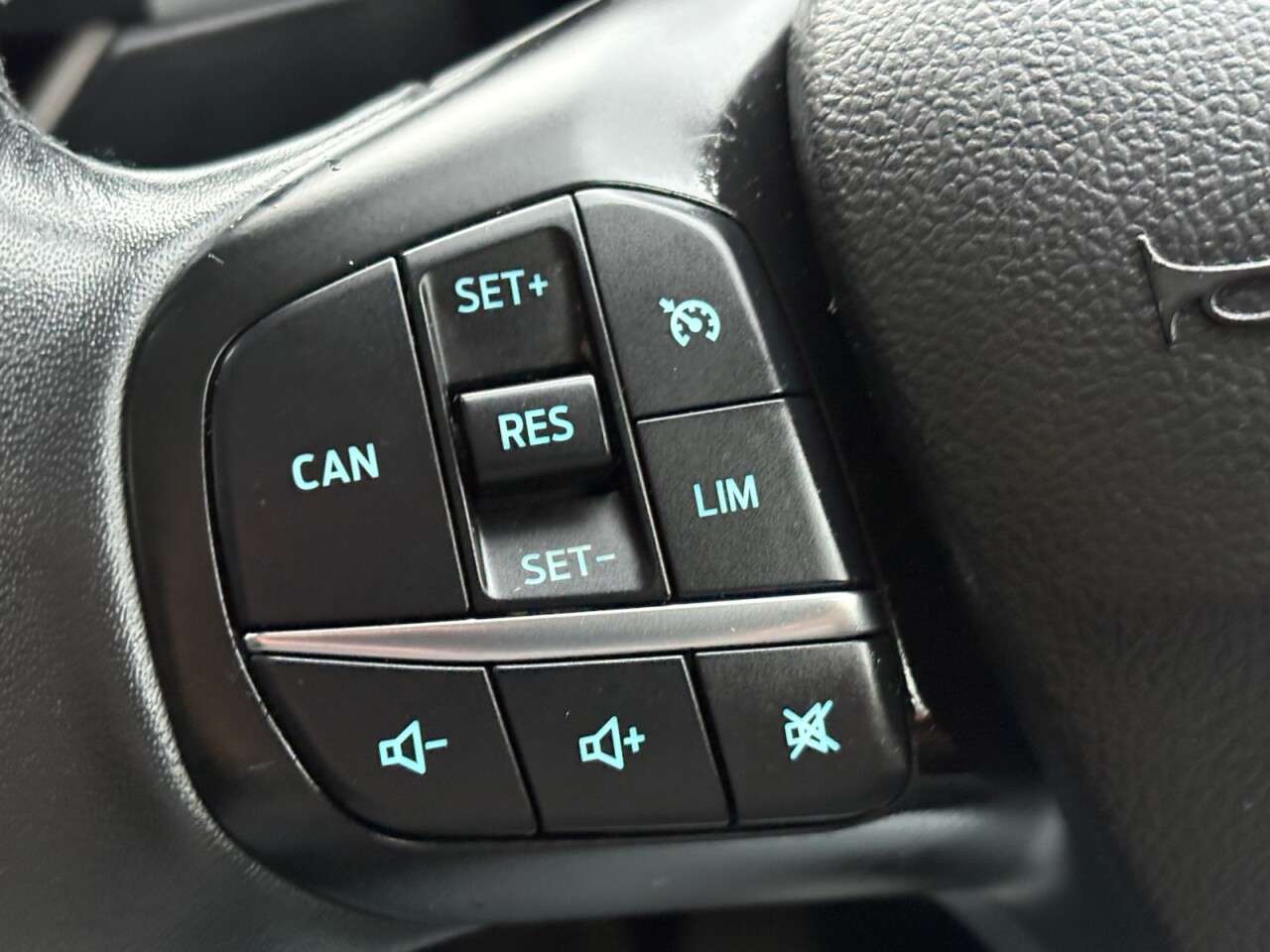 2020 FORD FOCUS 2020 FORD FOCUS