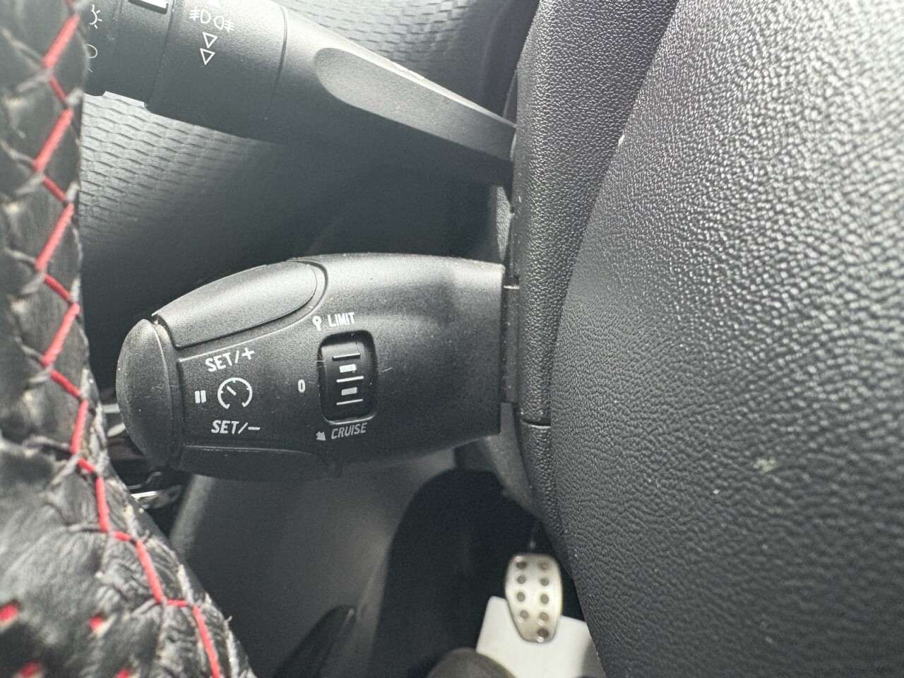 2019 PEUGEOT 2008 2019 PEUGEOT 2008