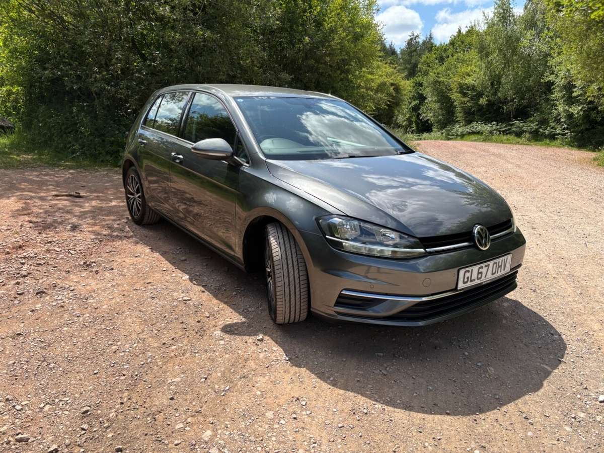 Check out this Volkswagen Golf 2017 Diesel Manual