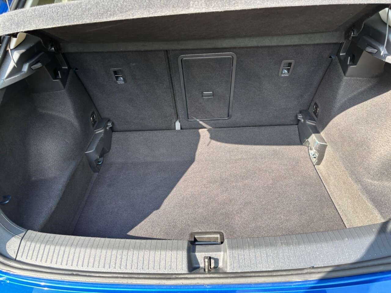 2019 VOLKSWAGEN T-ROC 2019 VOLKSWAGEN T-ROC