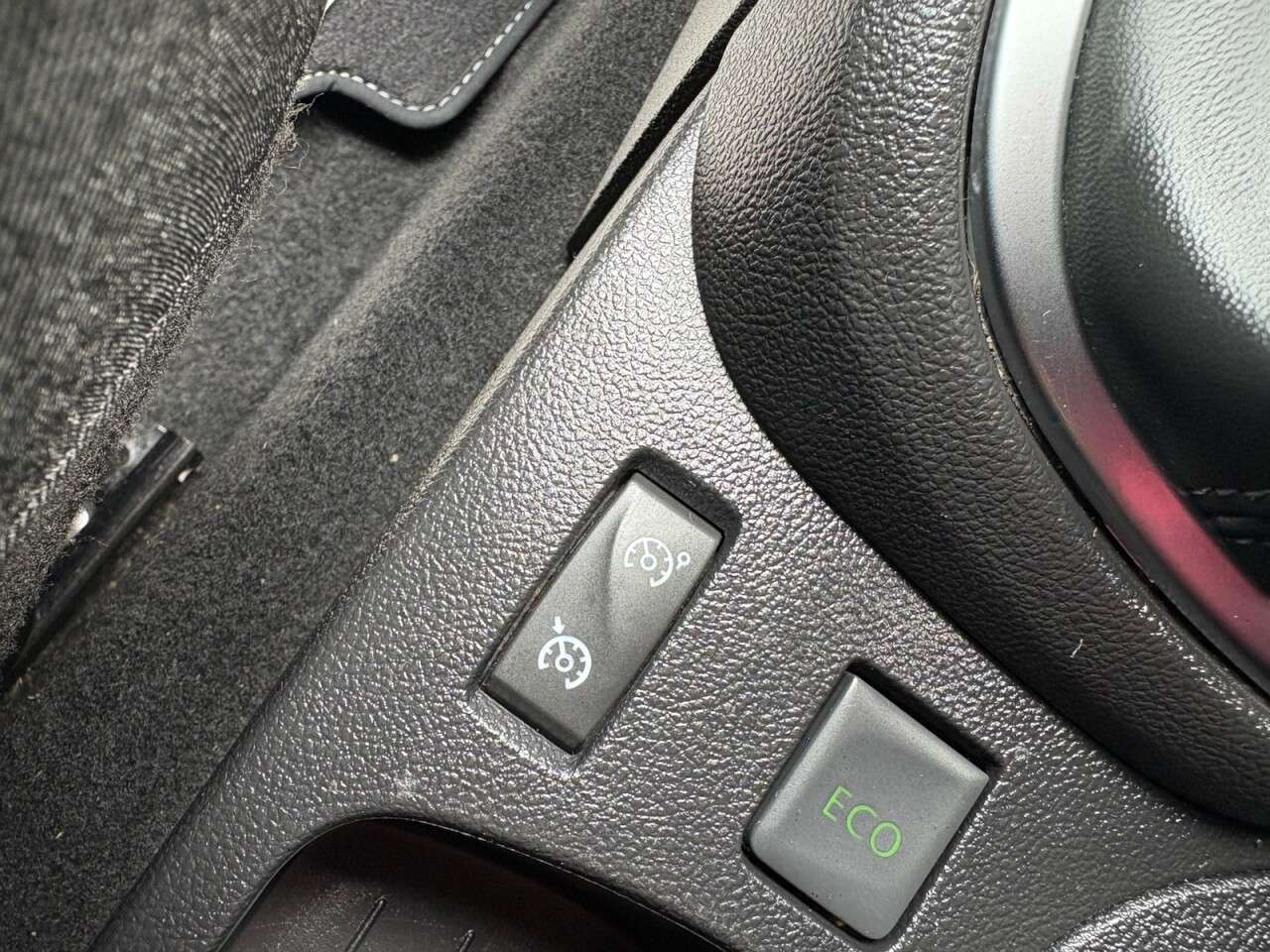 2017 RENAULT CAPTUR 2017 RENAULT CAPTUR