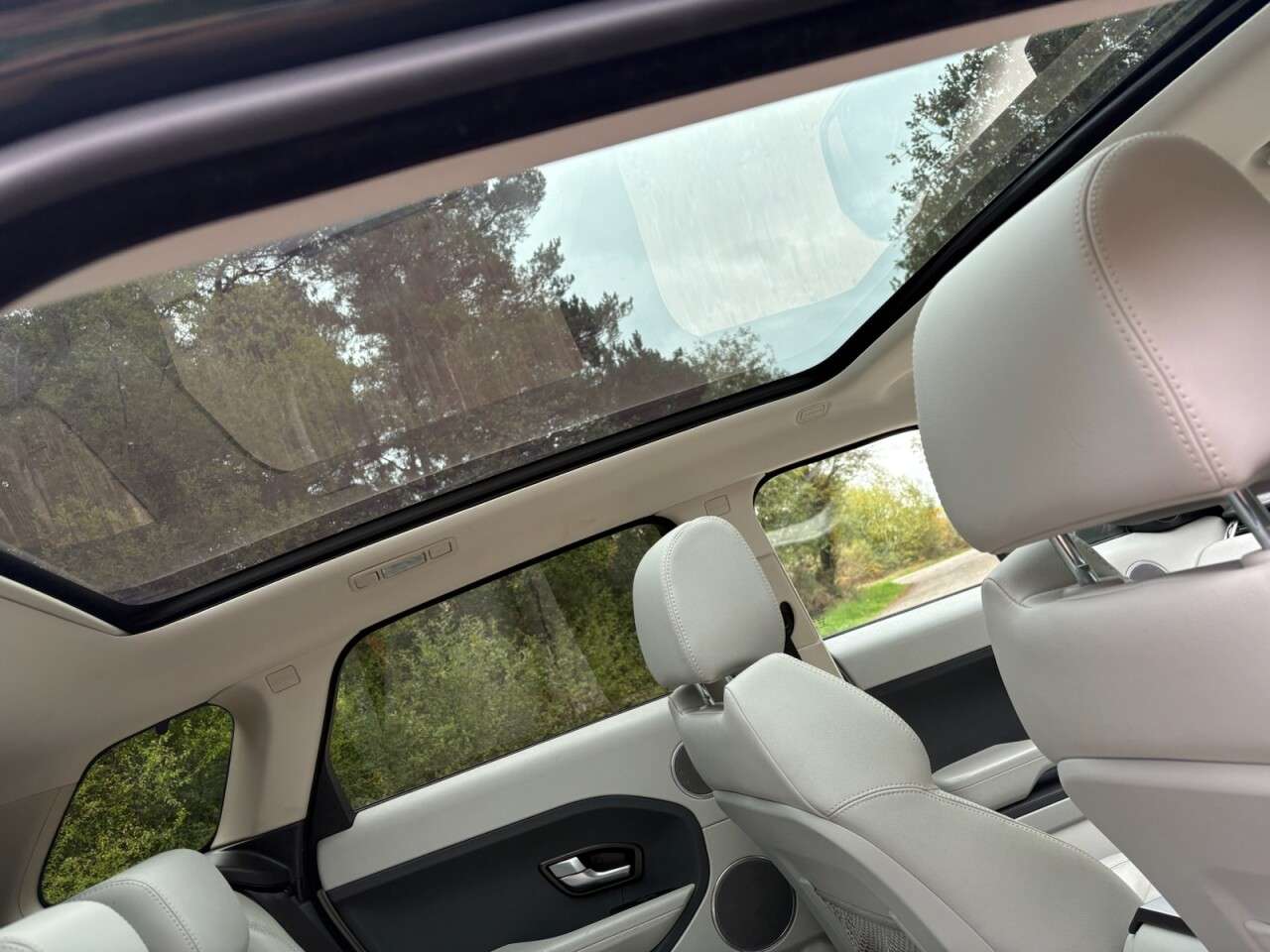 2014 LAND ROVER RANGE ROVER EVOQUE 2014 LAND ROVER RANGE ROVER EVOQUE