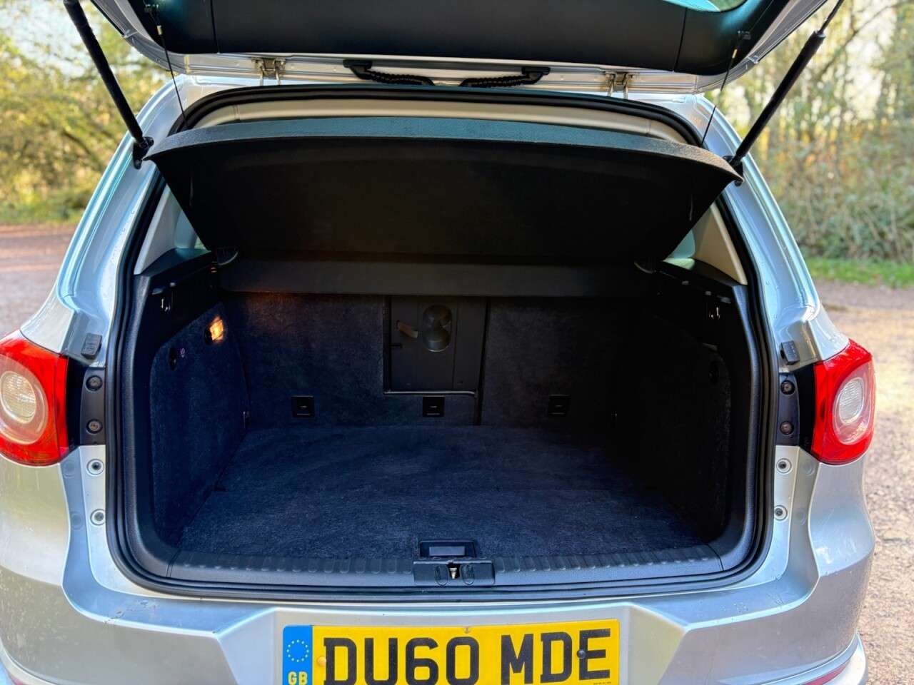 2010 VOLKSWAGEN TIGUAN 2010 VOLKSWAGEN TIGUAN