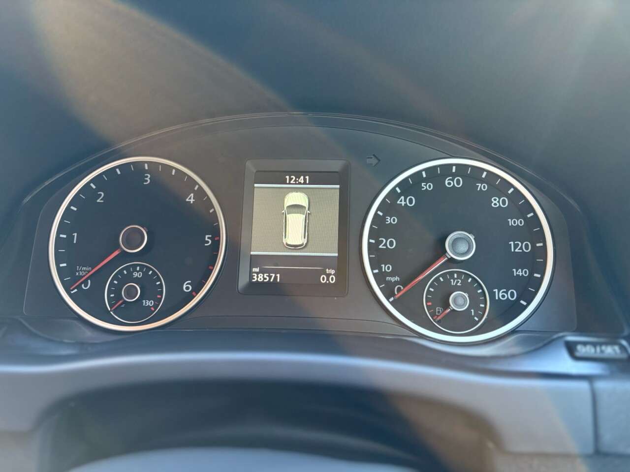 2014 VOLKSWAGEN TIGUAN 2014 VOLKSWAGEN TIGUAN