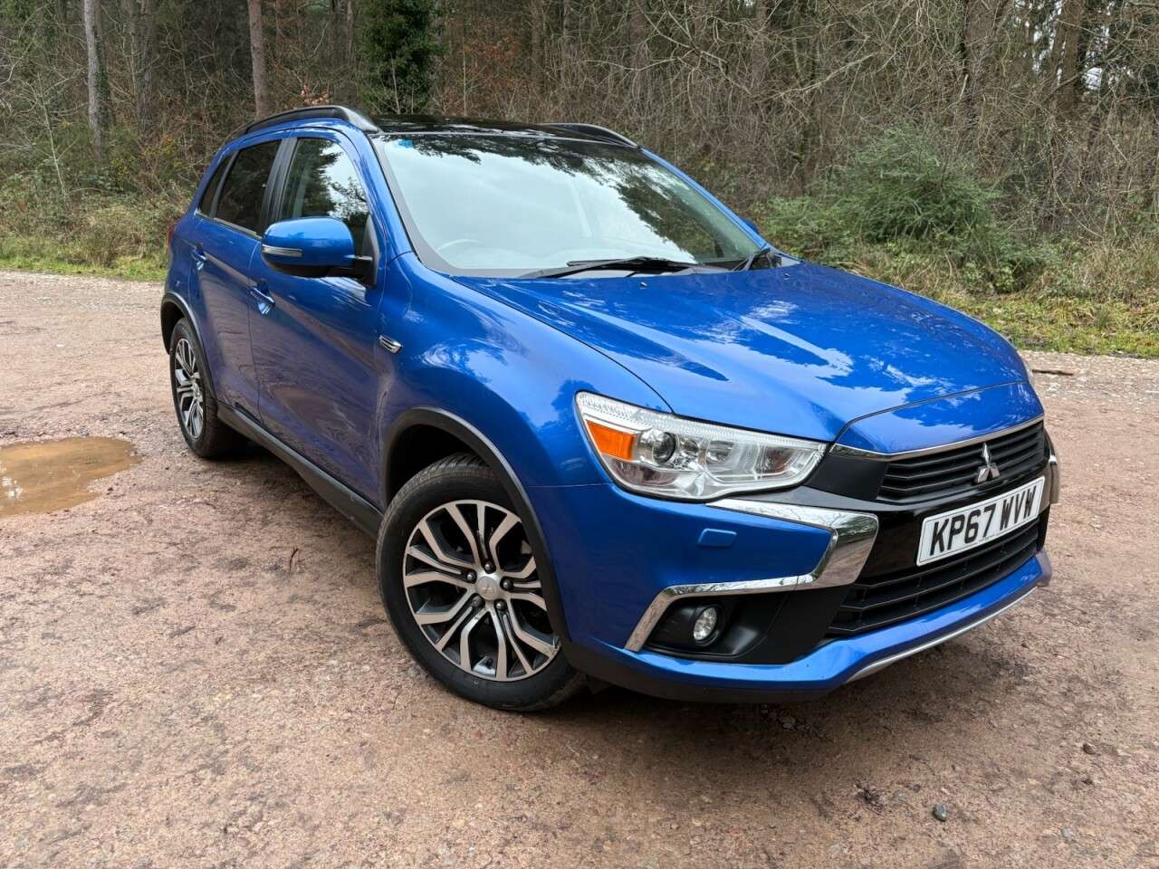 A 2017 MITSUBISHI ASX 1.6D 4 SUV 5dr Diesel Manual 4WD Euro 6 (s/s) (112 ps) Bluetooth Rear Camer A 2017 MITSUBISHI ASX 1.6D 4 SUV 5dr Diesel Manual 4WD Euro 6 (s/s) (112 ps) Bluetooth Rear Camer