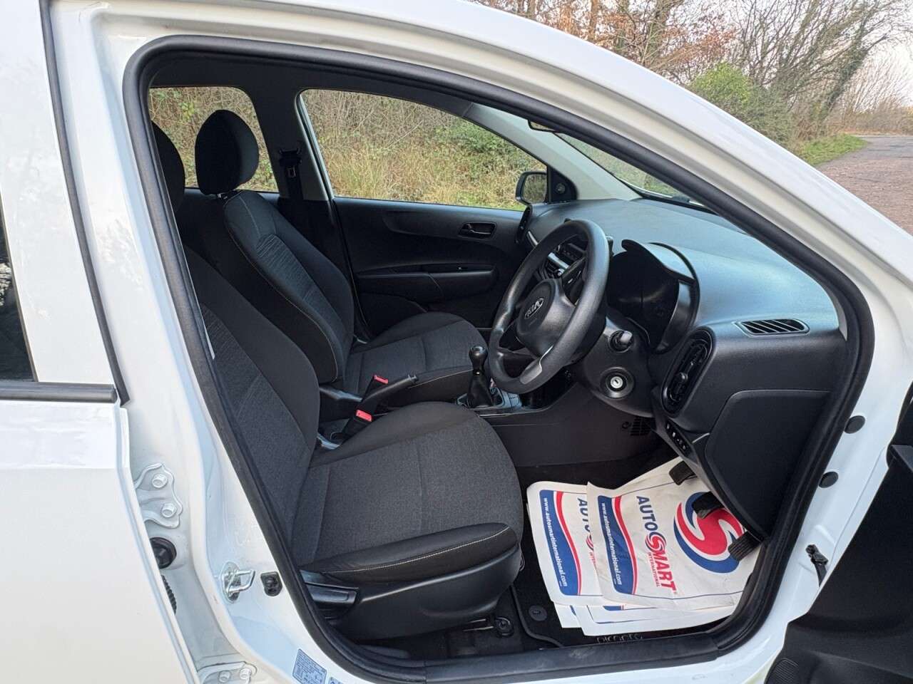 A 2020 KIA PICANTO 1.0 1 Hatchback 5dr Petrol Manual Euro 6 (s/s) (66 bhp) A 2020 KIA PICANTO 1.0 1 Hatchback 5dr Petrol Manual Euro 6 (s/s) (66 bhp)