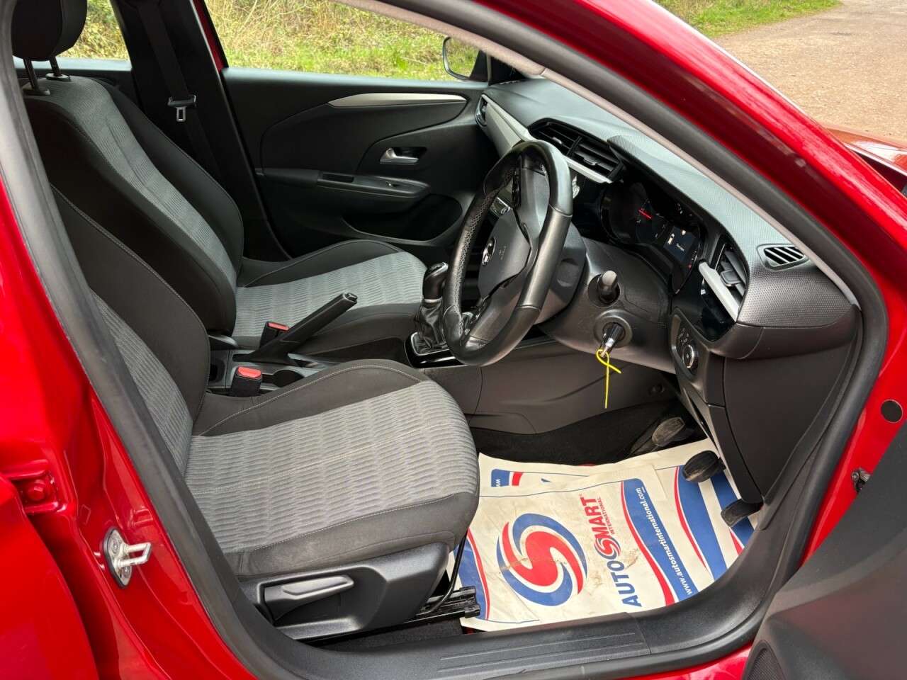 A 2020 VAUXHALL CORSA 1.2 SE Premium Hatchback 5dr Petrol Manual Euro 6 (75 ps) A 2020 VAUXHALL CORSA 1.2 SE Premium Hatchback 5dr Petrol Manual Euro 6 (75 ps)