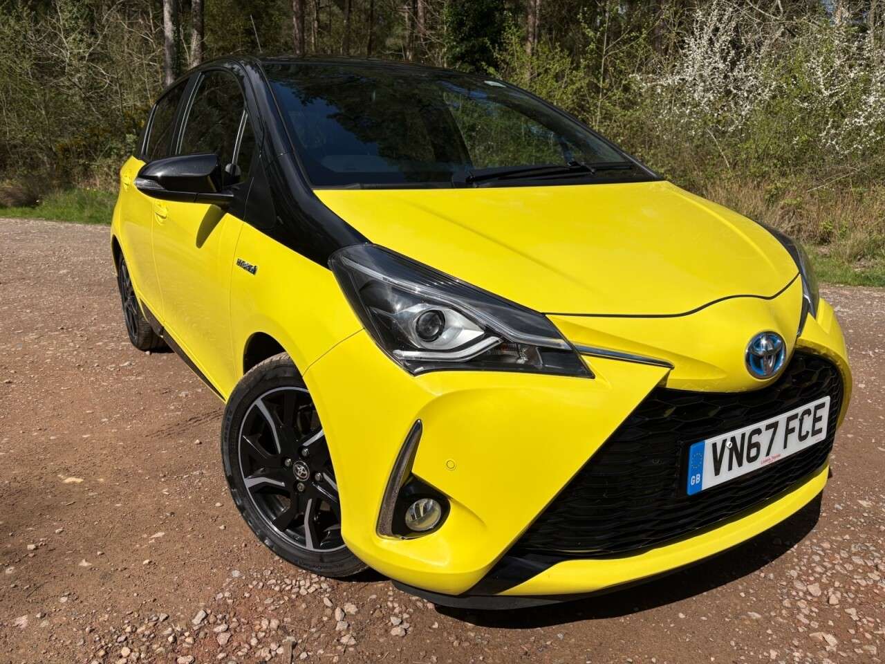 2017 TOYOTA YARIS 2017 TOYOTA YARIS