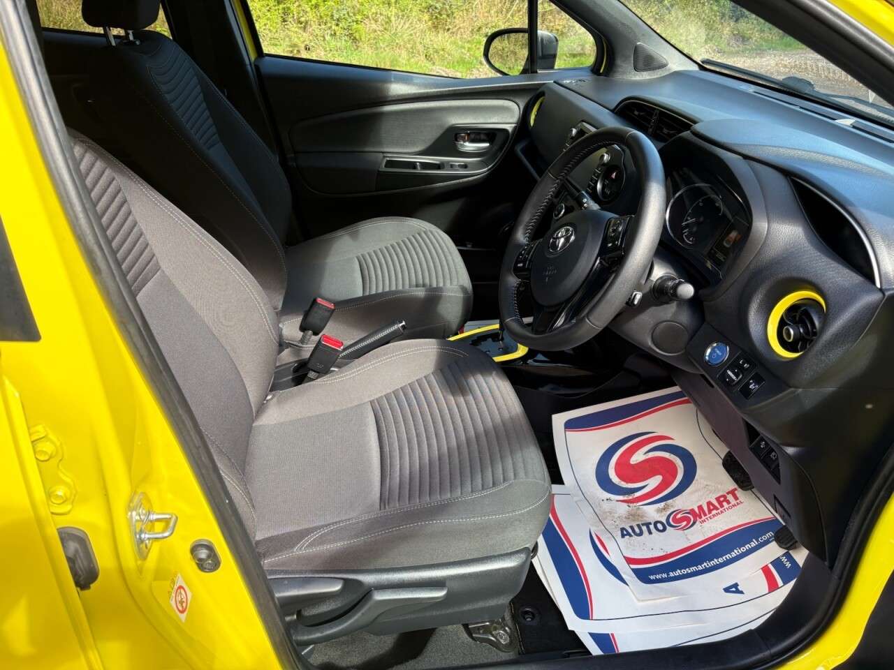2017 TOYOTA YARIS 2017 TOYOTA YARIS