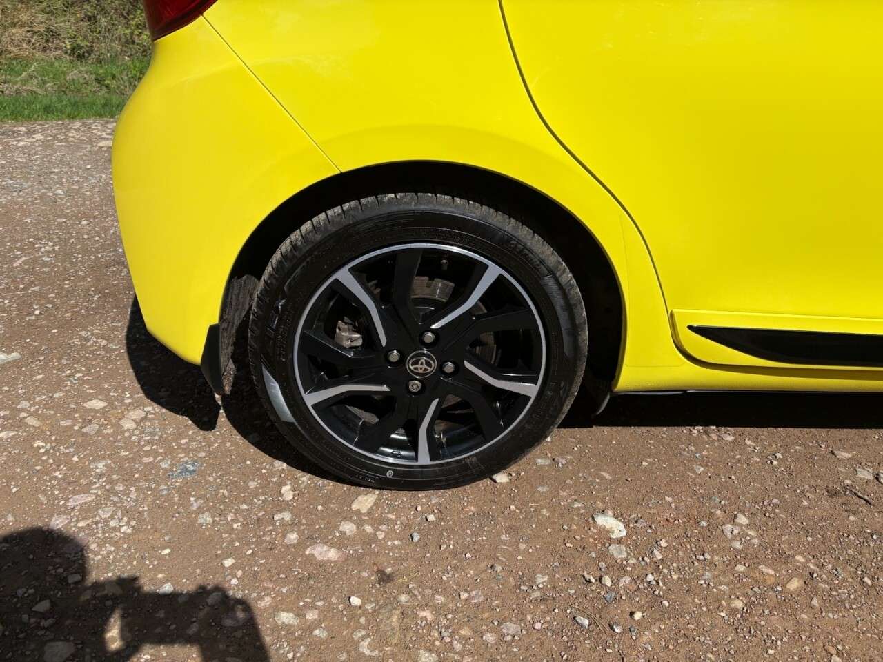 2017 TOYOTA YARIS 2017 TOYOTA YARIS