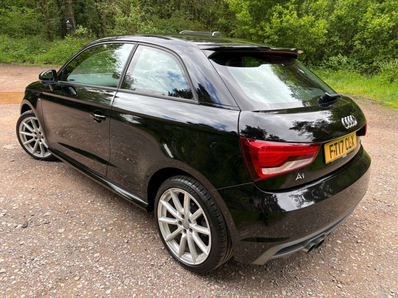 2017 AUDI A1 2017 AUDI A1