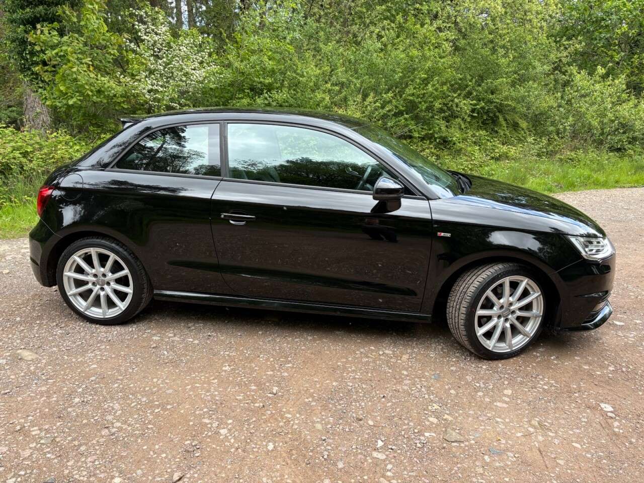 2017 AUDI A1 2017 AUDI A1