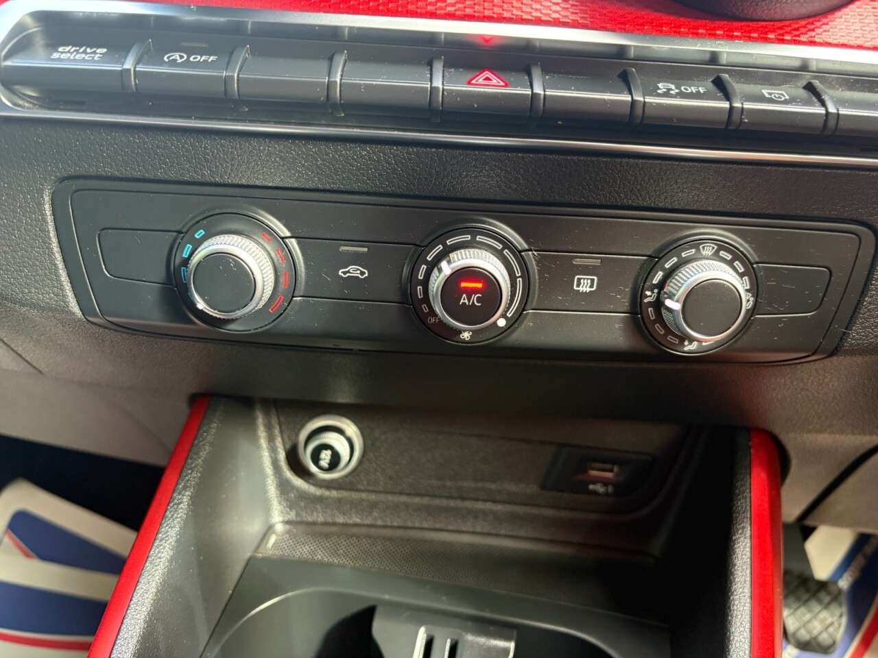 2017 AUDI Q2 2017 AUDI Q2
