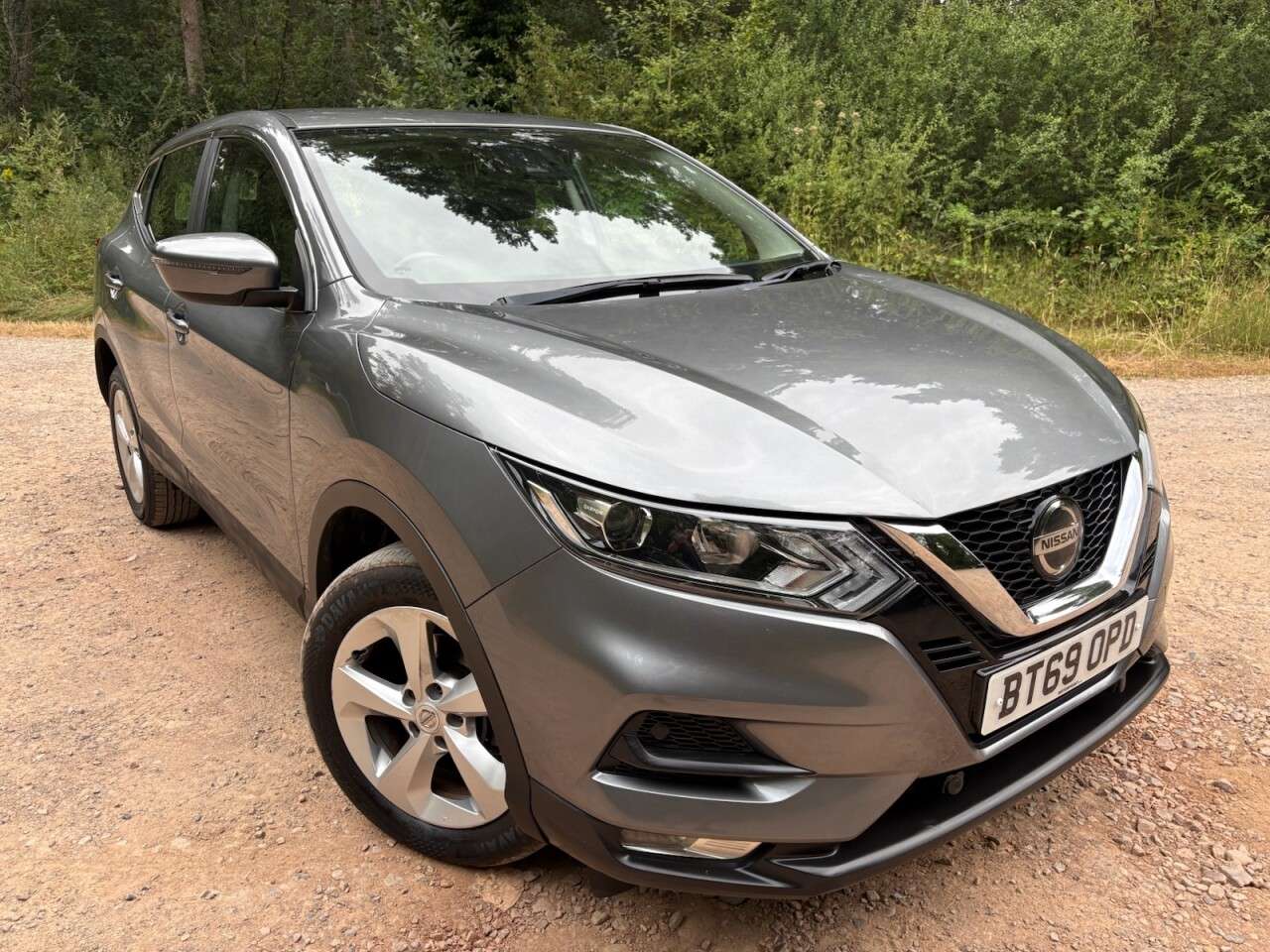 A 2019 NISSAN QASHQAI 1.3 DIG-T Acenta Premium SUV 5dr Petrol Manual Euro 6 (s/s) (140 ps) A 2019 NISSAN QASHQAI 1.3 DIG-T Acenta Premium SUV 5dr Petrol Manual Euro 6 (s/s) (140 ps)