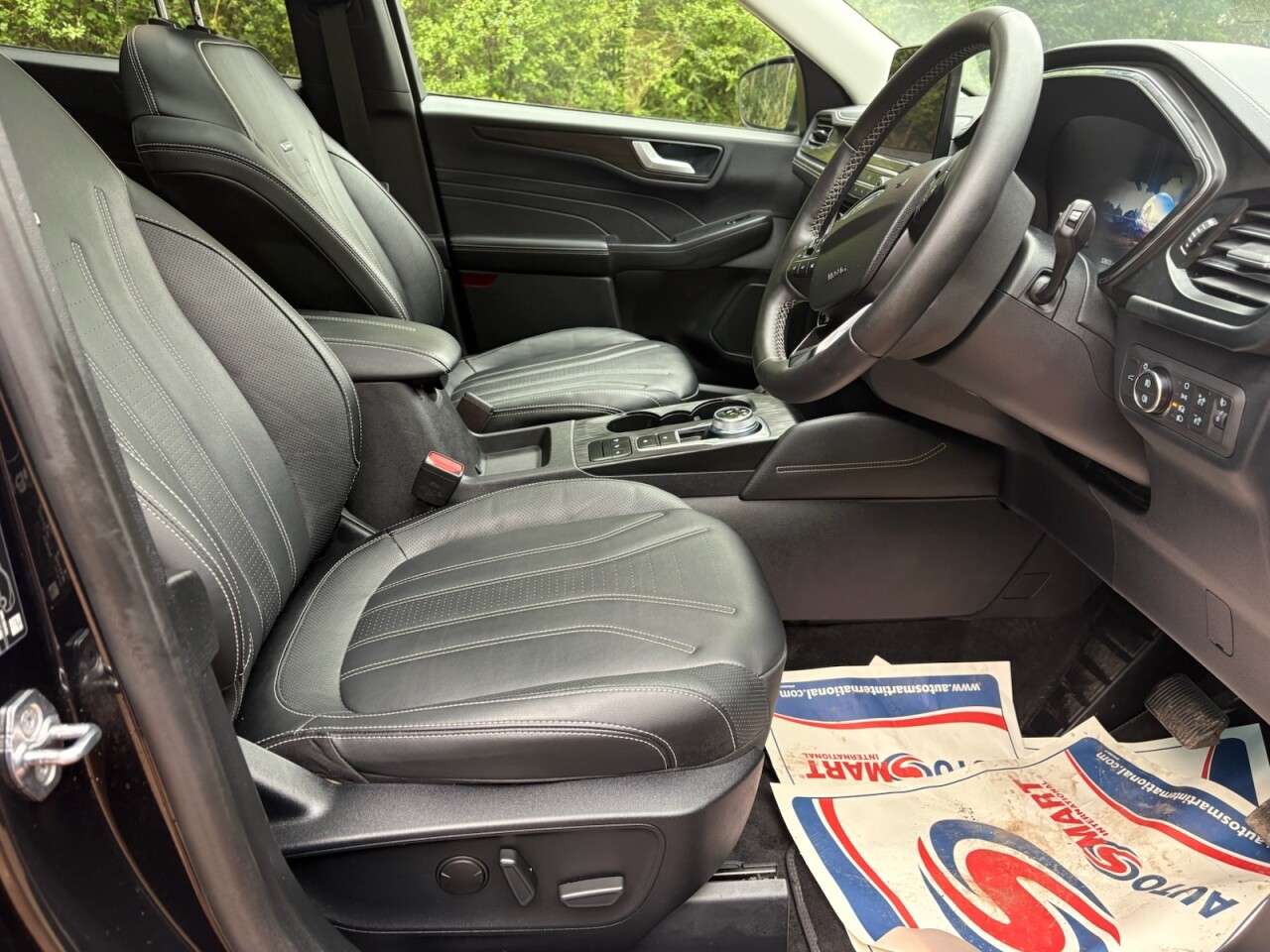 A 2024 FORD KUGA 2.5h Duratec Vignale SUV 5dr Petrol Hybrid CVT Euro 6 (s/s) (190 ps) A 2024 FORD KUGA 2.5h Duratec Vignale SUV 5dr Petrol Hybrid CVT Euro 6 (s/s) (190 ps)