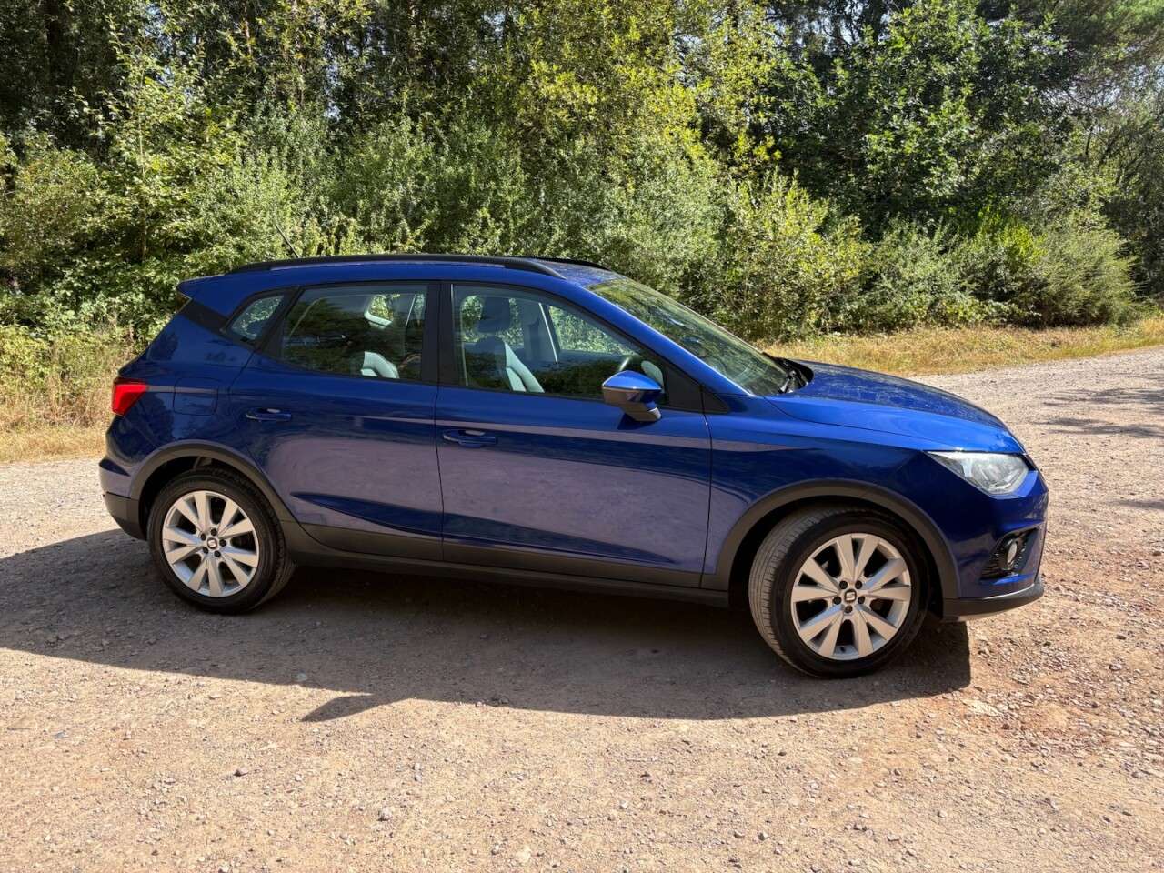 A 2020 SEAT ARONA 1.0 TSI GPF SE Technology SUV 5dr Petrol Manual Euro 6 (s/s) (95 ps) A 2020 SEAT ARONA 1.0 TSI GPF SE Technology SUV 5dr Petrol Manual Euro 6 (s/s) (95 ps)