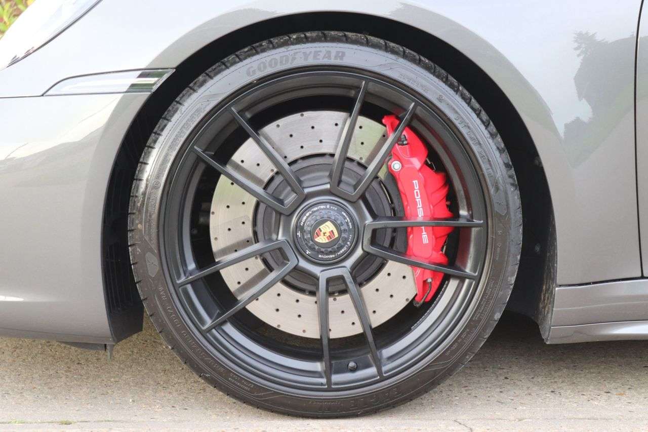 2021 PORSCHE 911 2021 PORSCHE 911