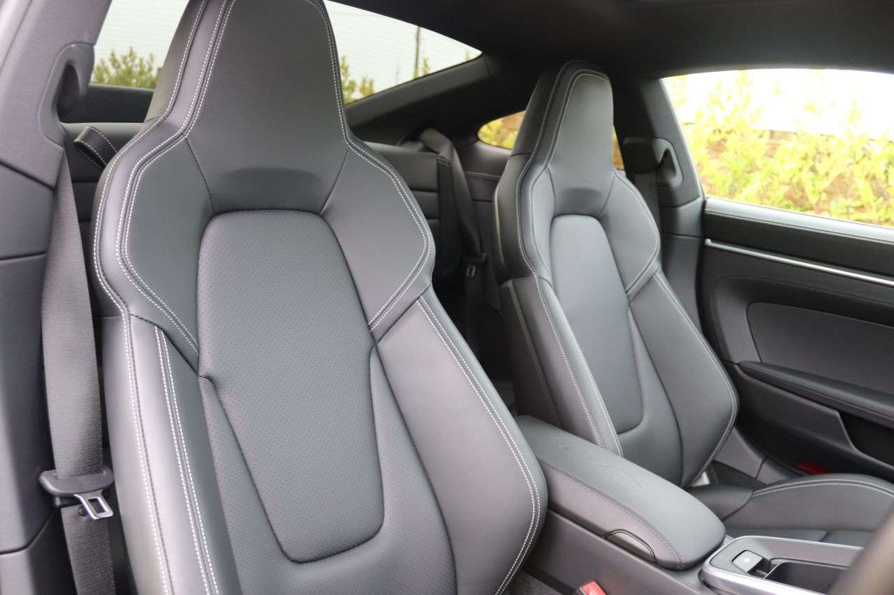 2021 PORSCHE 911 2021 PORSCHE 911