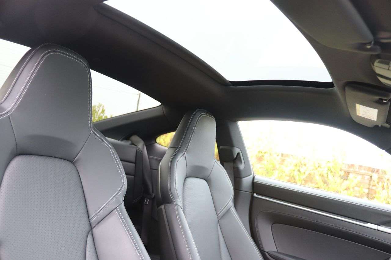 2021 PORSCHE 911 2021 PORSCHE 911