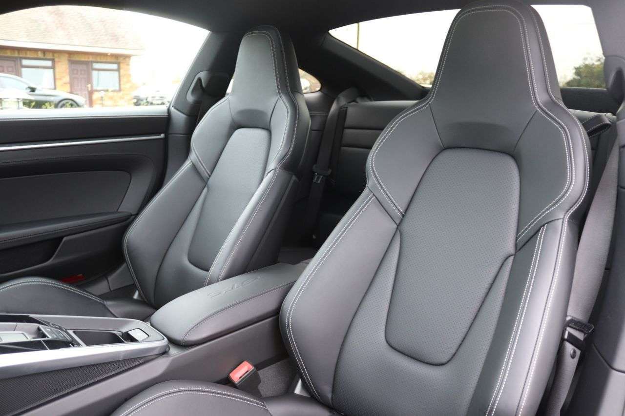 2021 PORSCHE 911 2021 PORSCHE 911