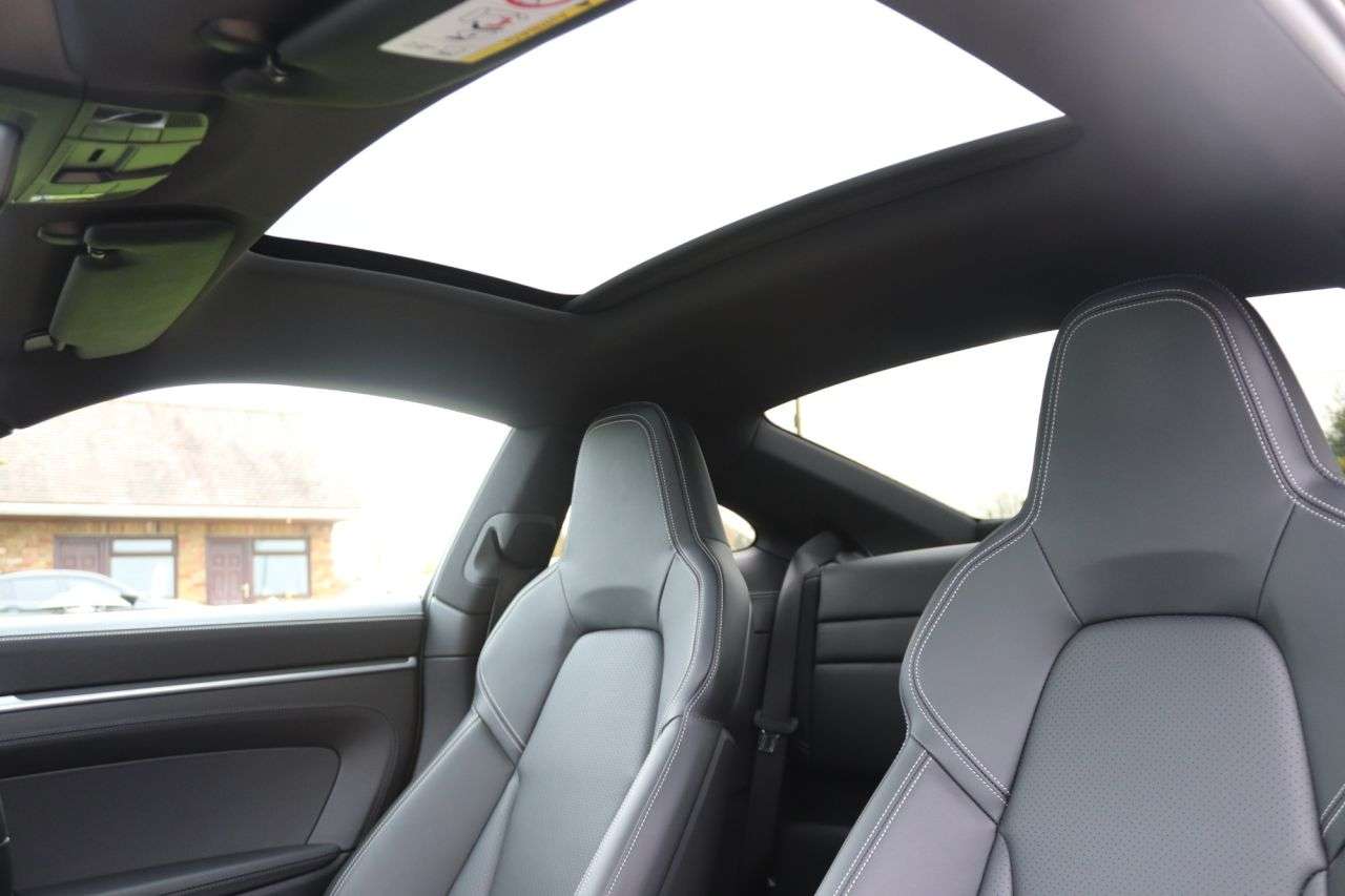 2021 PORSCHE 911 2021 PORSCHE 911