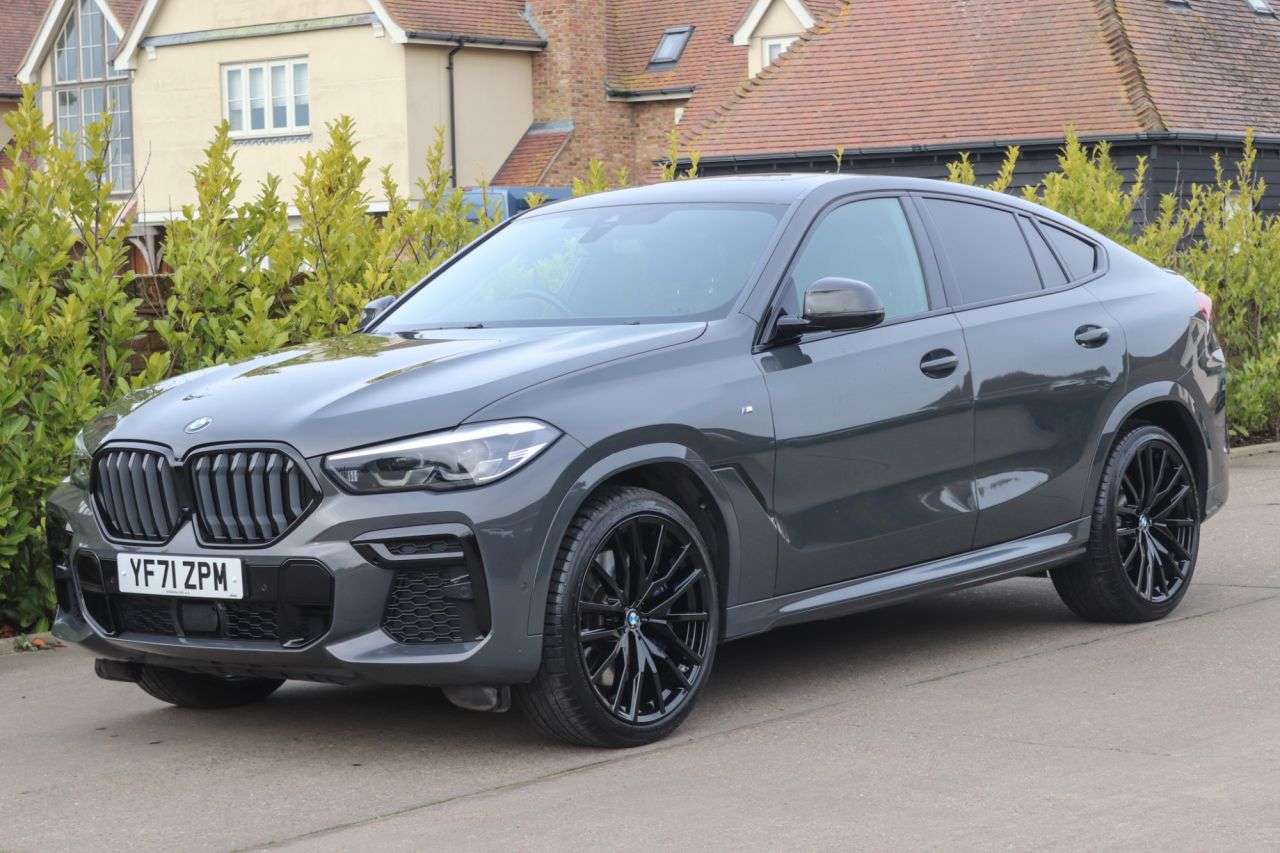 A 2021 BMW X6 3.0 40d MHT M Sport SUV 5dr Diesel Hybrid Auto xDrive Euro 6 (s/s) (340 ps) A 2021 BMW X6 3.0 40d MHT M Sport SUV 5dr Diesel Hybrid Auto xDrive Euro 6 (s/s) (340 ps)