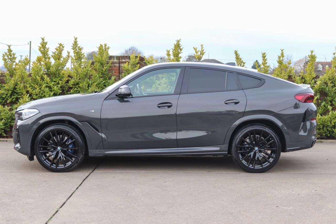 2021 BMW X6 2021 BMW X6