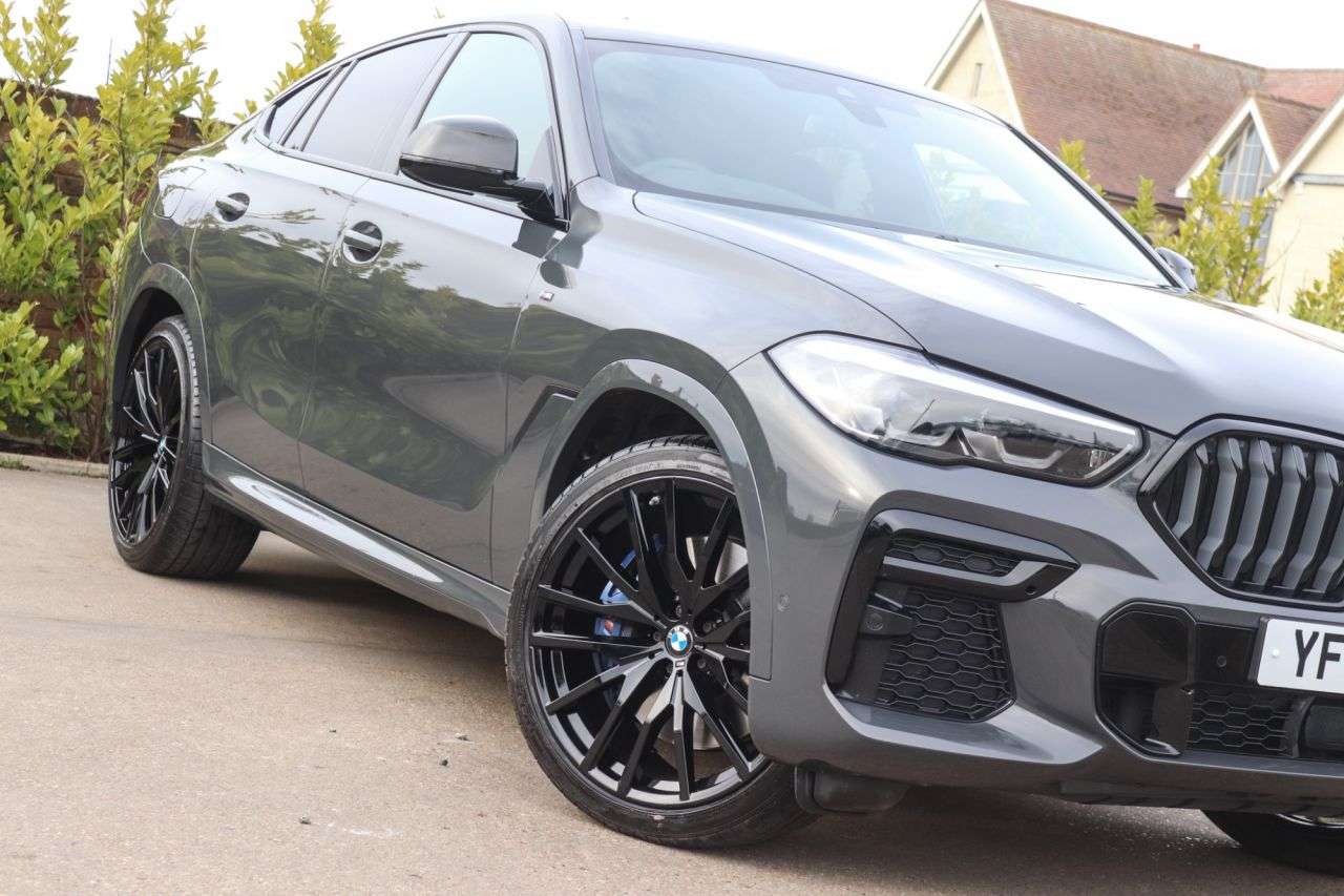 2021 BMW X6 2021 BMW X6