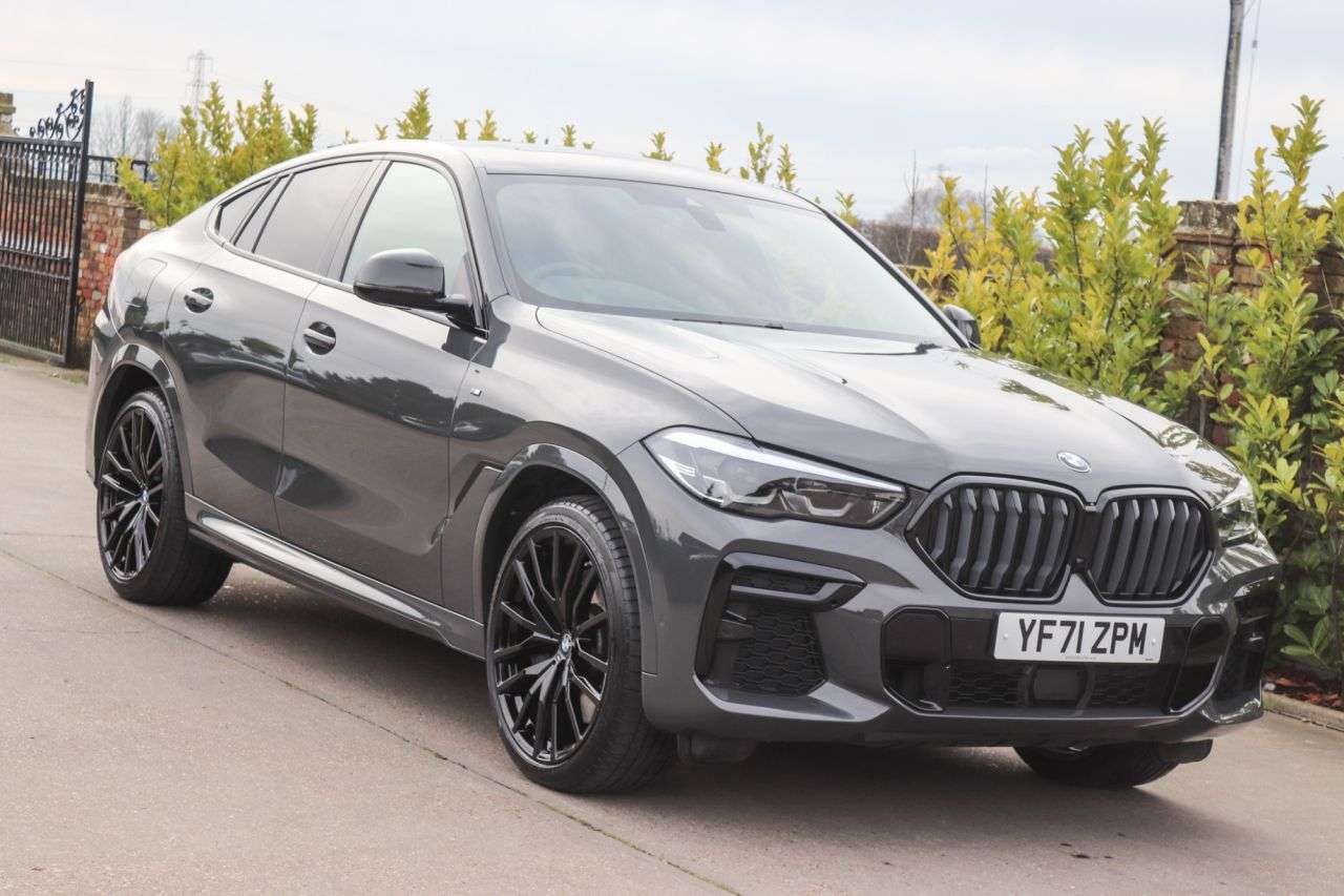 2021 BMW X6 2021 BMW X6