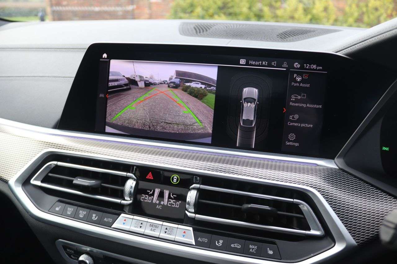 2021 BMW X6 2021 BMW X6