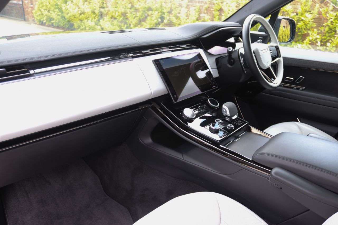 null LAND ROVER RANGE ROVER SPORT null LAND ROVER RANGE ROVER SPORT