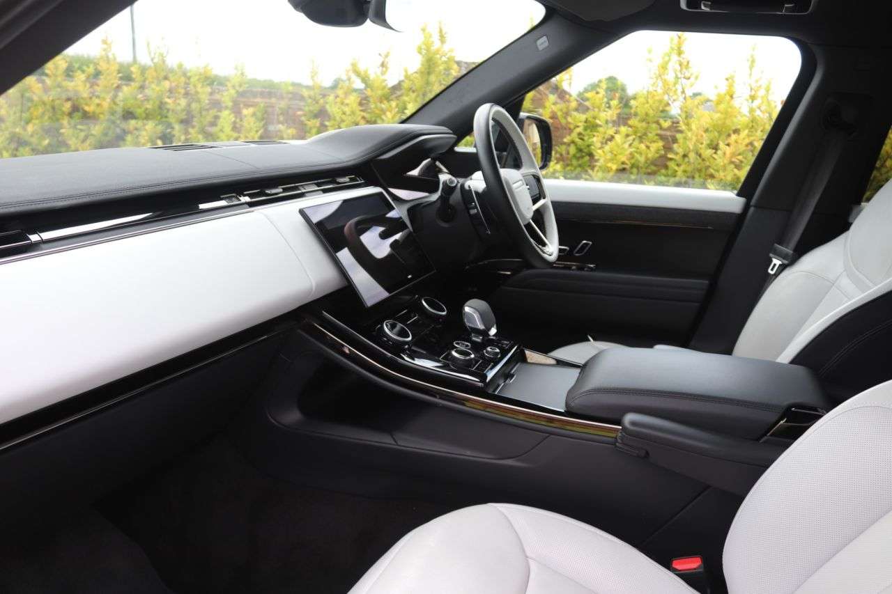 null LAND ROVER RANGE ROVER SPORT null LAND ROVER RANGE ROVER SPORT