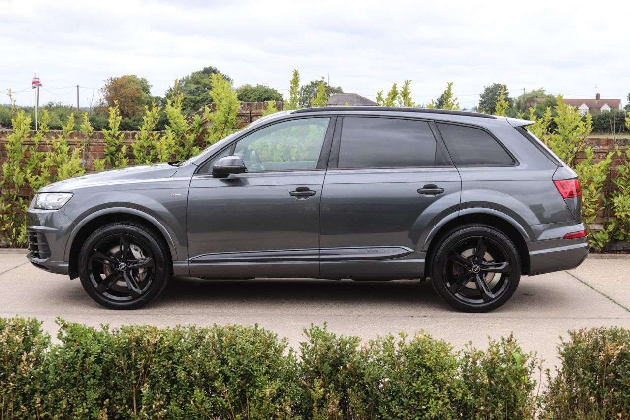 2019 AUDI Q7 2019 AUDI Q7