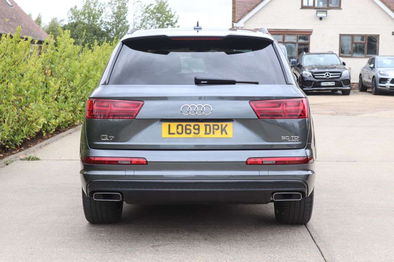 2019 AUDI Q7 2019 AUDI Q7