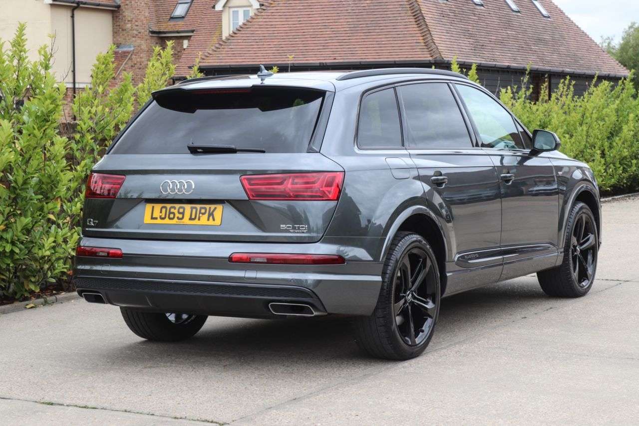 2019 AUDI Q7 2019 AUDI Q7