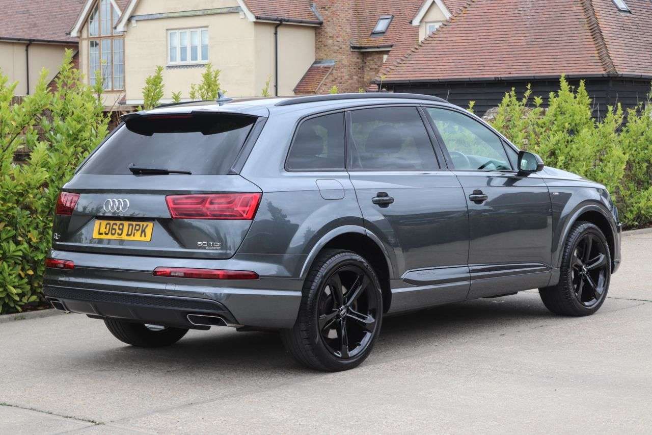 2019 AUDI Q7 2019 AUDI Q7