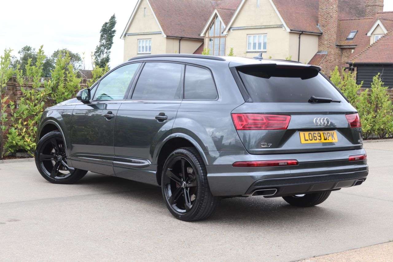 2019 AUDI Q7 2019 AUDI Q7