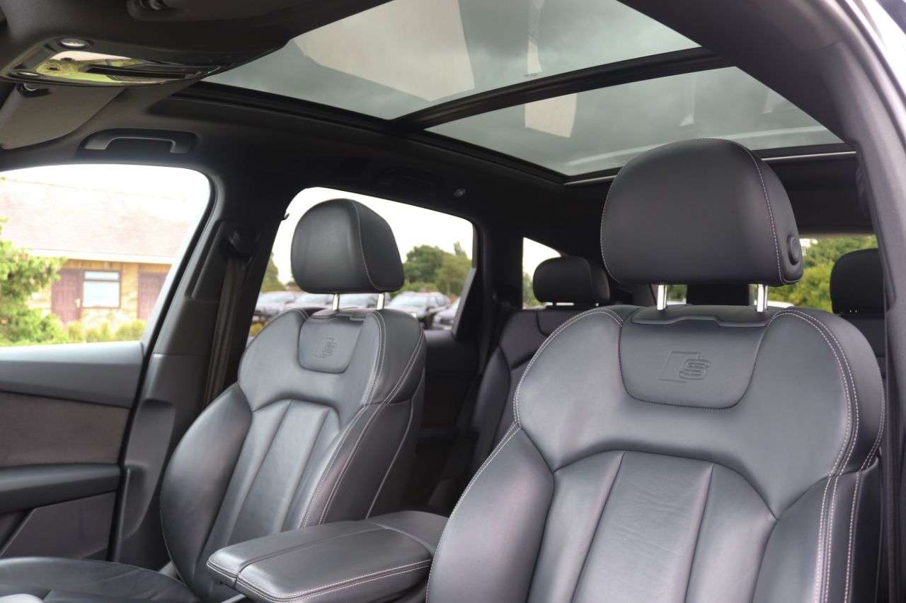 2019 AUDI Q7 2019 AUDI Q7