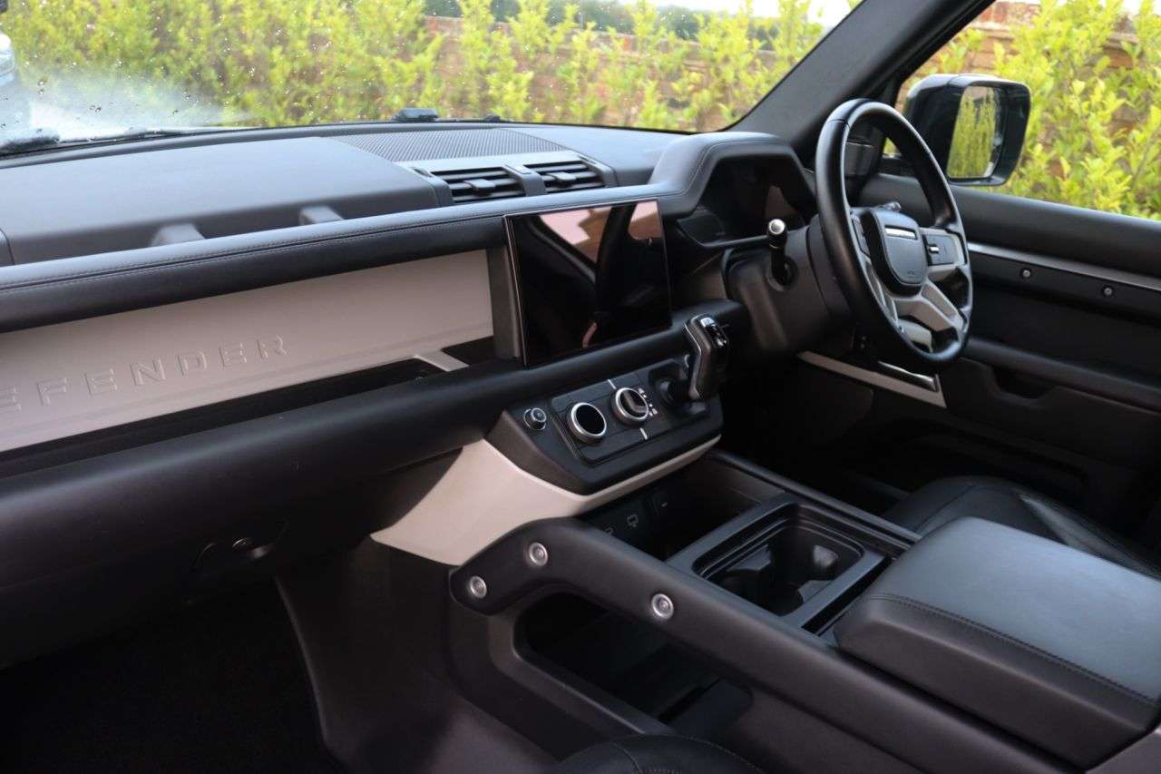 2022 LAND ROVER DEFENDER 2022 LAND ROVER DEFENDER