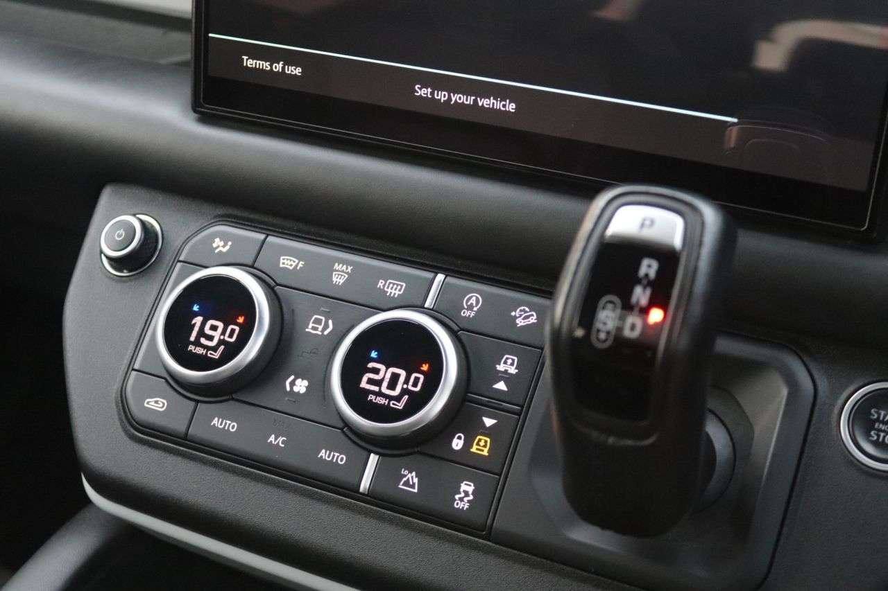 2022 LAND ROVER DEFENDER 2022 LAND ROVER DEFENDER